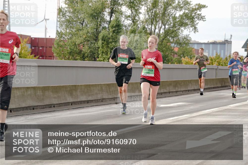 03.10.2025 - Köhlbrandbrückenlauf Michael Burmester http://msf.ph/oto/9160970 03.10.2025 15:56:52 Position 3 067, 7330, 9068 meine-sportfotos.de