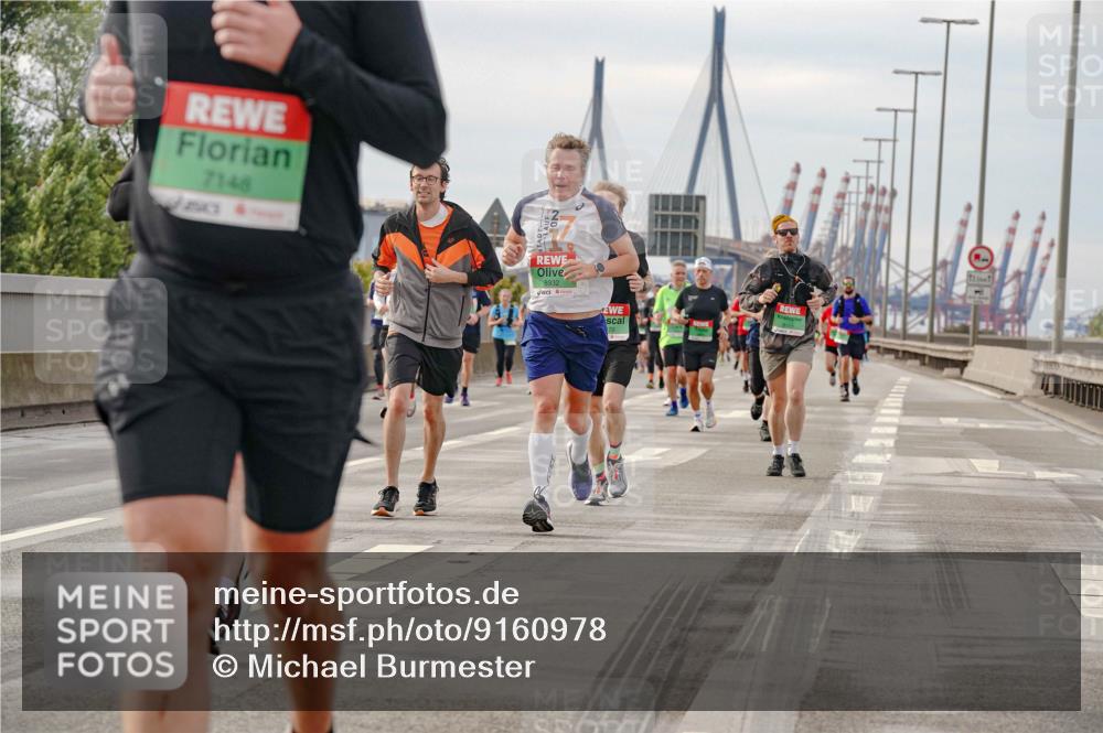 03.10.2025 - Köhlbrandbrückenlauf Michael Burmester http://msf.ph/oto/9160978 03.10.2025 15:56:56 Position 3 7148, 8932, 70 meine-sportfotos.de