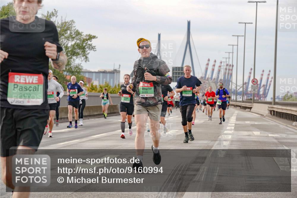 03.10.2025 - Köhlbrandbrückenlauf Michael Burmester http://msf.ph/oto/9160994 03.10.2025 15:57:01 Position 3 9470, 9169 meine-sportfotos.de