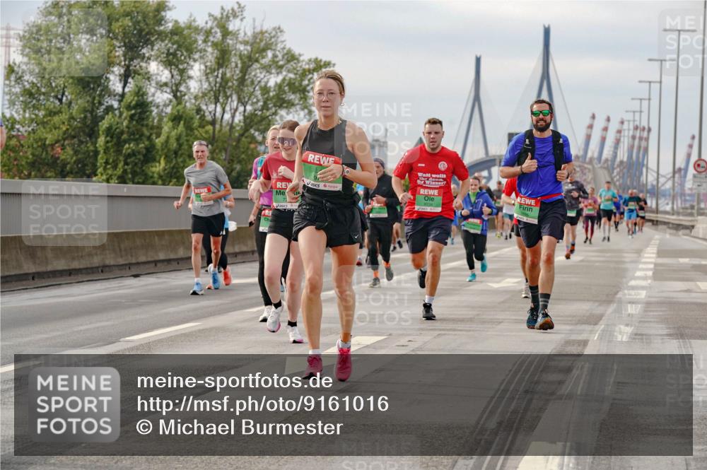 03.10.2025 - Köhlbrandbrückenlauf Michael Burmester http://msf.ph/oto/9161016 03.10.2025 15:57:11 Position 3 9334 meine-sportfotos.de