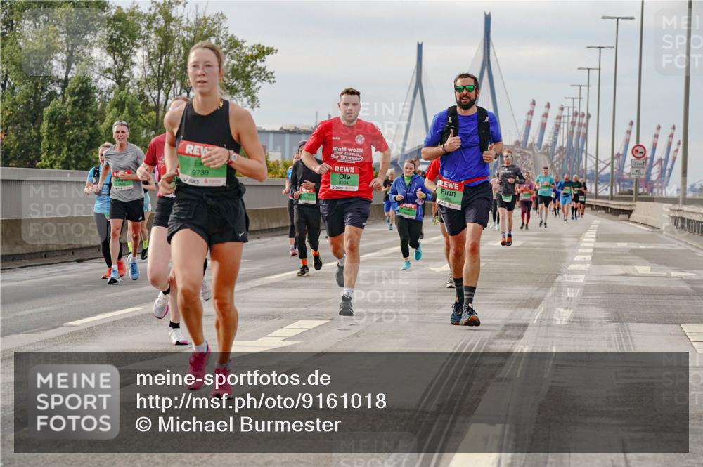 03.10.2025 - Köhlbrandbrückenlauf Michael Burmester http://msf.ph/oto/9161018 03.10.2025 15:57:12 Position 3 9739, 9334 meine-sportfotos.de