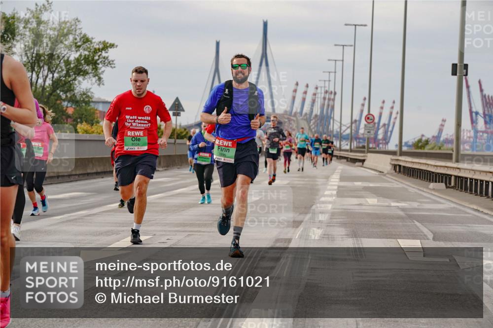 03.10.2025 - Köhlbrandbrückenlauf Michael Burmester http://msf.ph/oto/9161021 03.10.2025 15:57:12 Position 3 9334, 7895 meine-sportfotos.de