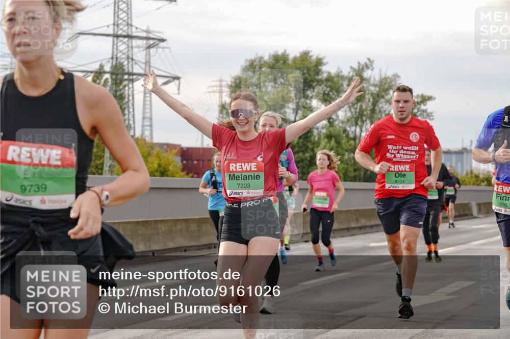 03.10.2025 - Köhlbrandbrückenlauf Michael Burmester http://msf.ph/oto/9161026 03.10.2025 15:57:14 Position 3 9739, 7203, 9334, 7895 meine-sportfotos.de