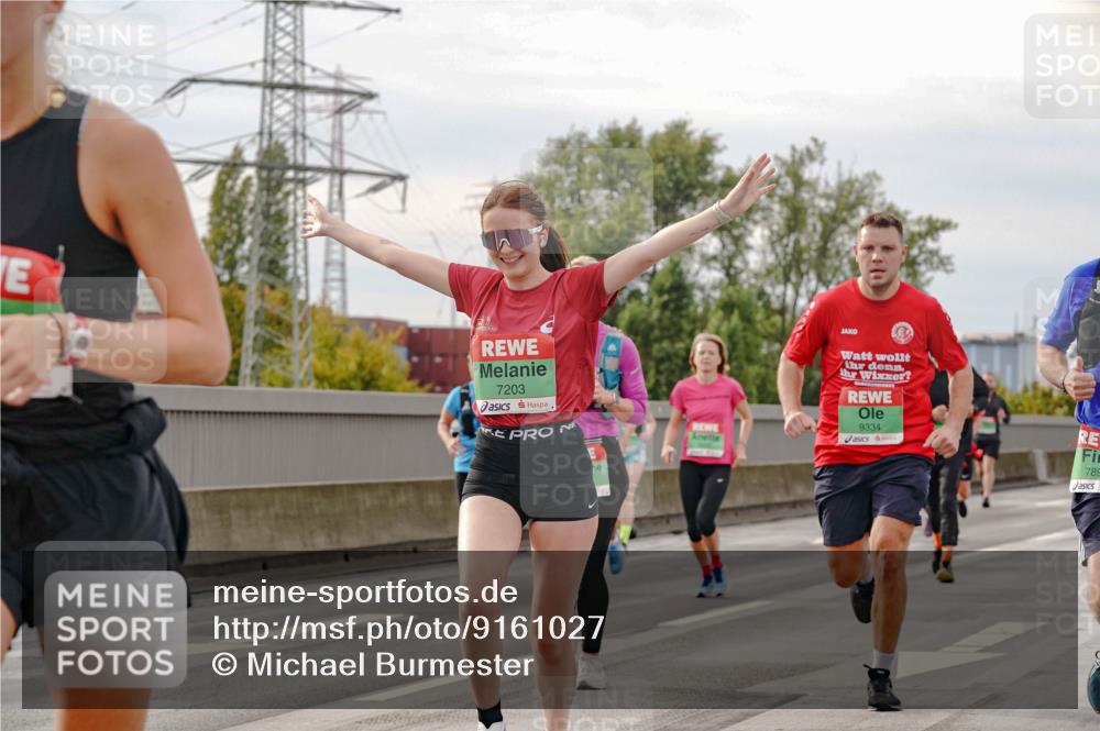 03.10.2025 - Köhlbrandbrückenlauf Michael Burmester http://msf.ph/oto/9161027 03.10.2025 15:57:14 Position 3 7203, 9334, 789 meine-sportfotos.de