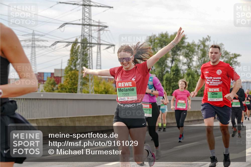 03.10.2025 - Köhlbrandbrückenlauf Michael Burmester http://msf.ph/oto/9161029 03.10.2025 15:57:14 Position 3 7203, 00, 9334 meine-sportfotos.de