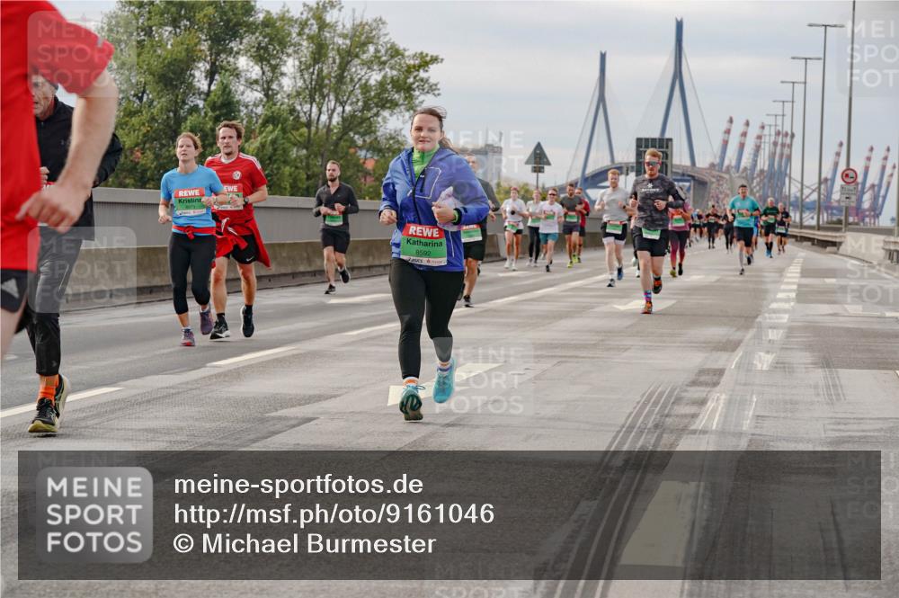 03.10.2025 - Köhlbrandbrückenlauf Michael Burmester http://msf.ph/oto/9161046 03.10.2025 15:57:19 Position 3 8592 meine-sportfotos.de