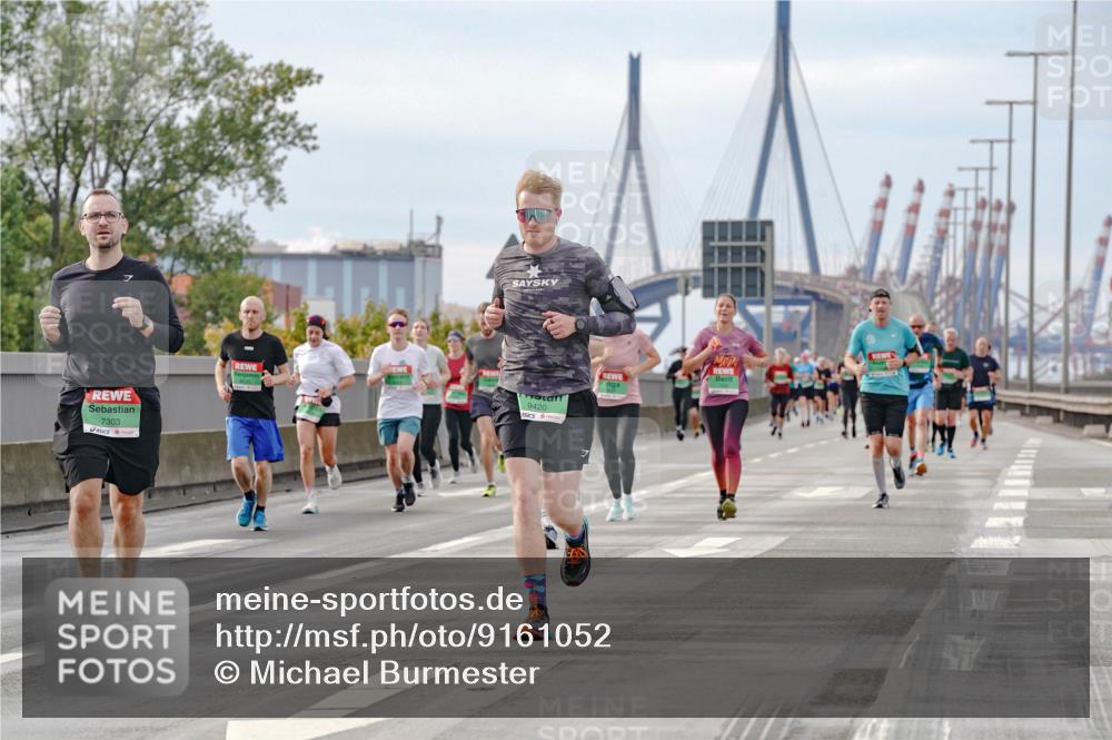 03.10.2025 - Köhlbrandbrückenlauf Michael Burmester http://msf.ph/oto/9161052 03.10.2025 15:57:22 Position 3 7303, 9420 meine-sportfotos.de