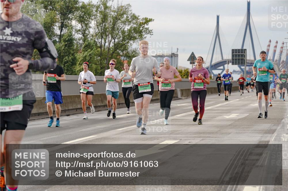 03.10.2025 - Köhlbrandbrückenlauf Michael Burmester http://msf.ph/oto/9161063 03.10.2025 15:57:27 Position 3 9420 meine-sportfotos.de
