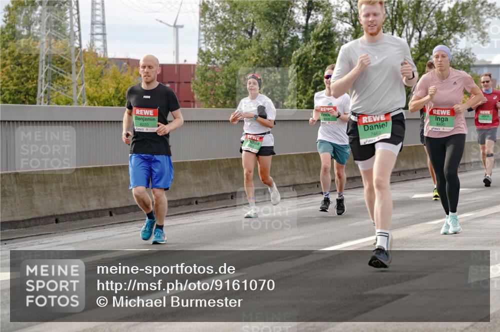 03.10.2025 - Köhlbrandbrückenlauf Michael Burmester http://msf.ph/oto/9161070 03.10.2025 15:57:30 Position 3 8220, 8110, 7469, 8490 meine-sportfotos.de