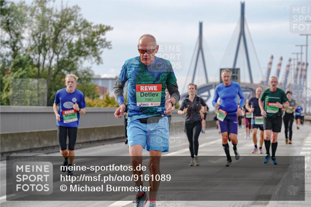 03.10.2025 - Köhlbrandbrückenlauf Michael Burmester http://msf.ph/oto/9161089 03.10.2025 15:57:40 Position 3 7397 meine-sportfotos.de