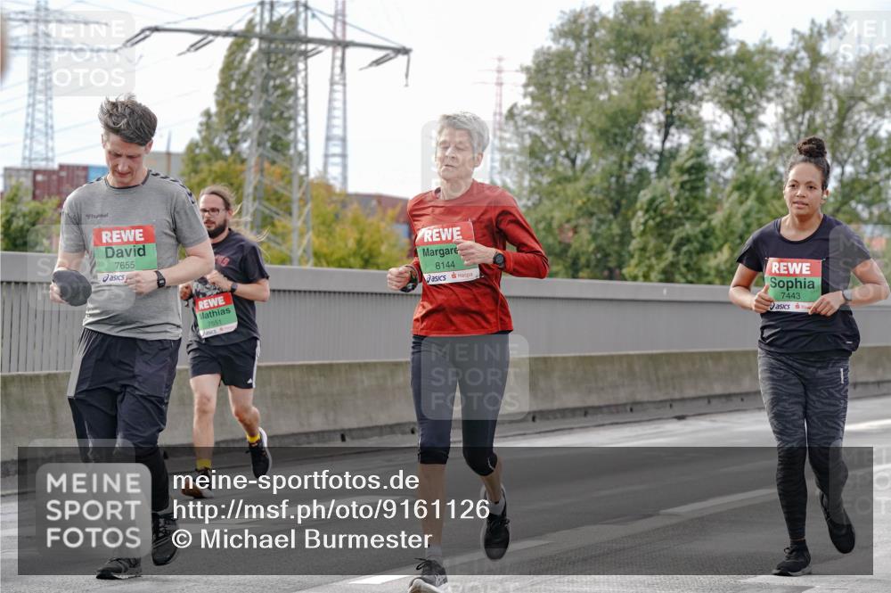 03.10.2025 - Köhlbrandbrückenlauf Michael Burmester http://msf.ph/oto/9161126 03.10.2025 15:57:55 Position 3 7655, 7551, 8144, 7443 meine-sportfotos.de