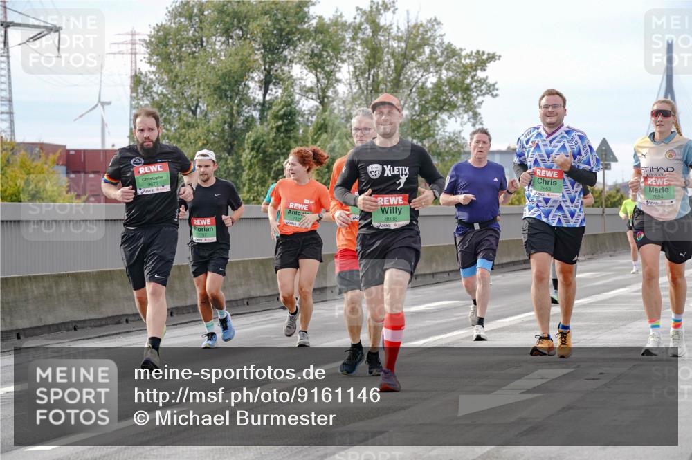 03.10.2025 - Köhlbrandbrückenlauf Michael Burmester http://msf.ph/oto/9161146 03.10.2025 15:58:05 Position 3 9677, 7757, 7122, 8938, 7653, 7654 meine-sportfotos.de