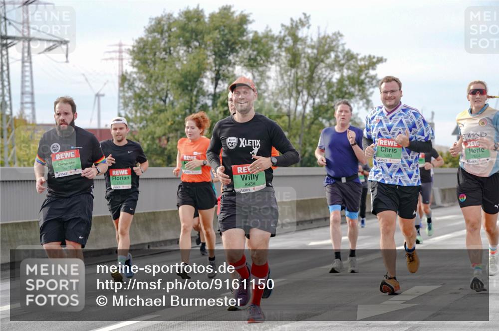 03.10.2025 - Köhlbrandbrückenlauf Michael Burmester http://msf.ph/oto/9161150 03.10.2025 15:58:06 Position 3 9677, 7653, 7654, 7757, 8938 meine-sportfotos.de