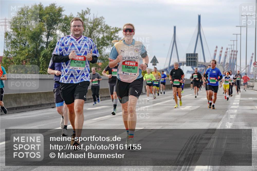03.10.2025 - Köhlbrandbrückenlauf Michael Burmester http://msf.ph/oto/9161155 03.10.2025 15:58:08 Position 3 7653, 7654 meine-sportfotos.de