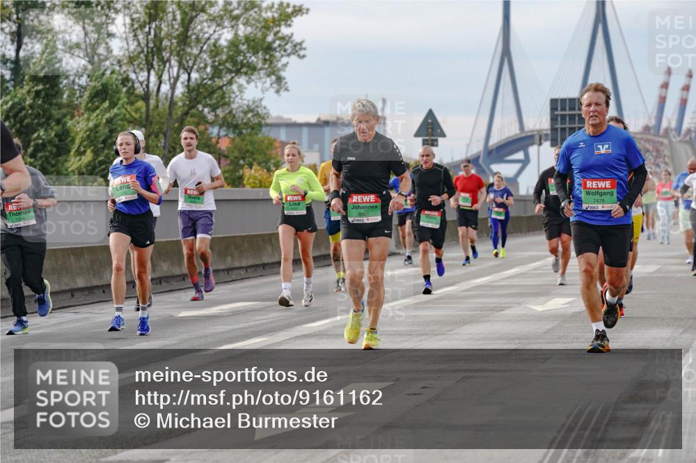 03.10.2025 - Köhlbrandbrückenlauf Michael Burmester http://msf.ph/oto/9161162 03.10.2025 15:58:12 Position 3 7208, 7230, 8901, 14, 7476 meine-sportfotos.de