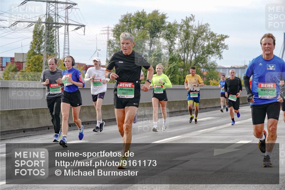 03.10.2025 - Köhlbrandbrückenlauf Michael Burmester http://msf.ph/oto/9161173 03.10.2025 15:58:16 Position 3 1230, 7208, 8901, 7476 meine-sportfotos.de