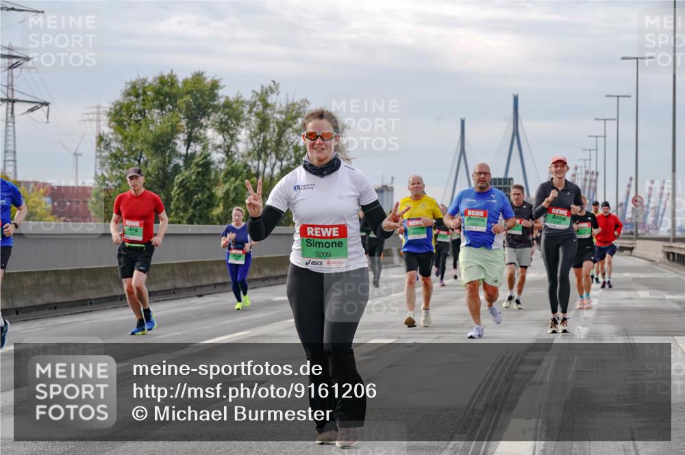 03.10.2025 - Köhlbrandbrückenlauf Michael Burmester http://msf.ph/oto/9161206 03.10.2025 15:58:26 Position 3 9209 meine-sportfotos.de