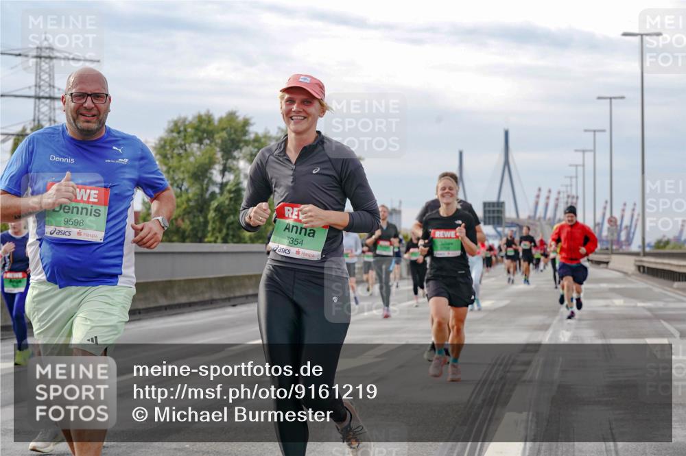 03.10.2025 - Köhlbrandbrückenlauf Michael Burmester http://msf.ph/oto/9161219 03.10.2025 15:58:31 Position 3 9598, 7354 meine-sportfotos.de