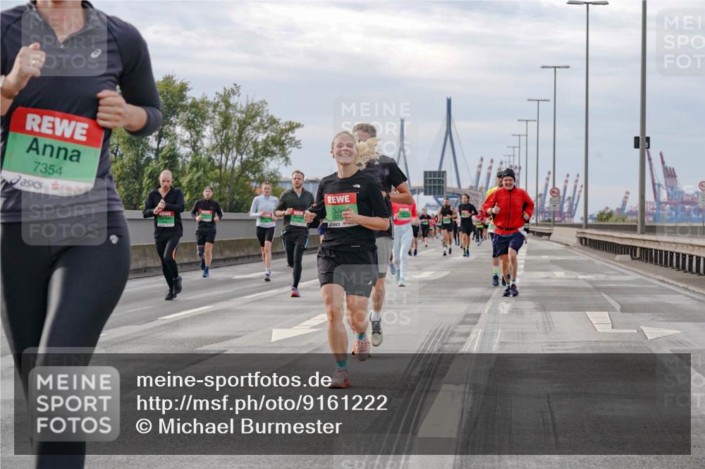 03.10.2025 - Köhlbrandbrückenlauf Michael Burmester http://msf.ph/oto/9161222 03.10.2025 15:58:32 Position 3 7354 meine-sportfotos.de