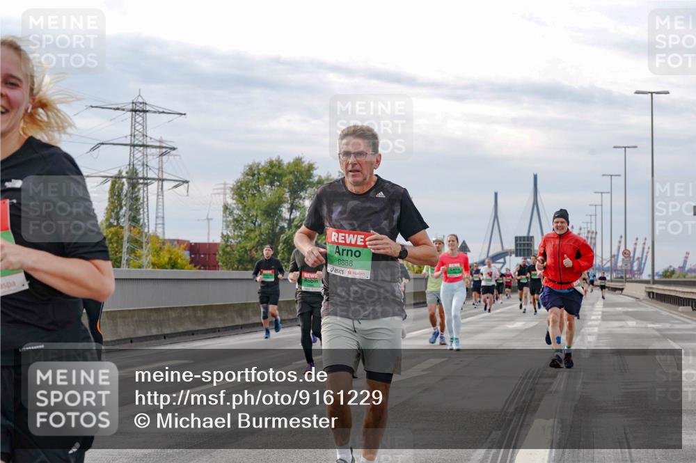 03.10.2025 - Köhlbrandbrückenlauf Michael Burmester http://msf.ph/oto/9161229 03.10.2025 15:58:34 Position 3 8888 meine-sportfotos.de