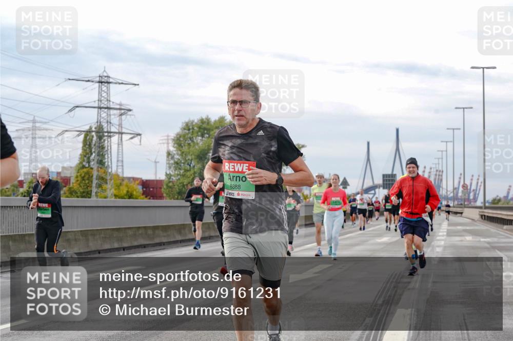 03.10.2025 - Köhlbrandbrückenlauf Michael Burmester http://msf.ph/oto/9161231 03.10.2025 15:58:34 Position 3 8888 meine-sportfotos.de