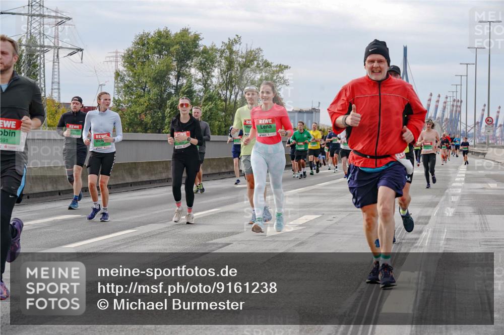 03.10.2025 - Köhlbrandbrückenlauf Michael Burmester http://msf.ph/oto/9161238 03.10.2025 15:58:37 Position 3 591, 7962 meine-sportfotos.de