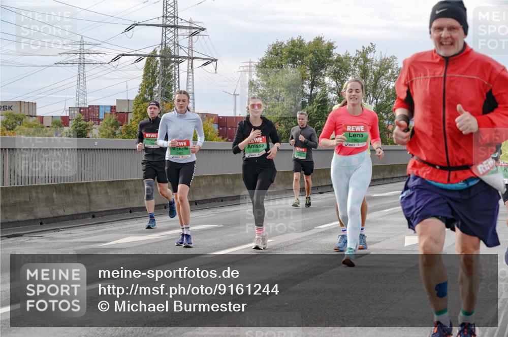 03.10.2025 - Köhlbrandbrückenlauf Michael Burmester http://msf.ph/oto/9161244 03.10.2025 15:58:38 Position 3 8088, 7962, 760 meine-sportfotos.de