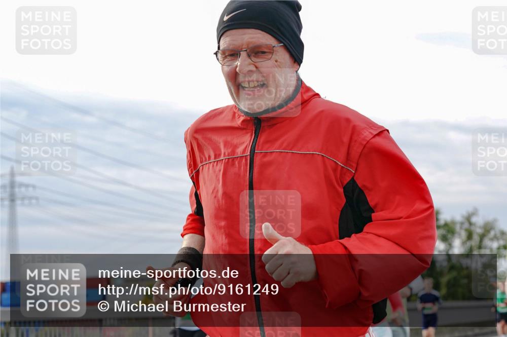 03.10.2025 - Köhlbrandbrückenlauf Michael Burmester http://msf.ph/oto/9161249 03.10.2025 15:58:39 Position 3  meine-sportfotos.de