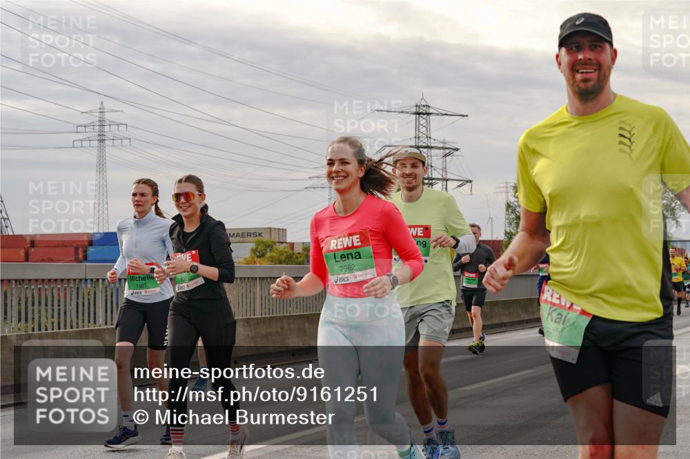 03.10.2025 - Köhlbrandbrückenlauf Michael Burmester http://msf.ph/oto/9161251 03.10.2025 15:58:40 Position 3 7487, 7962 meine-sportfotos.de