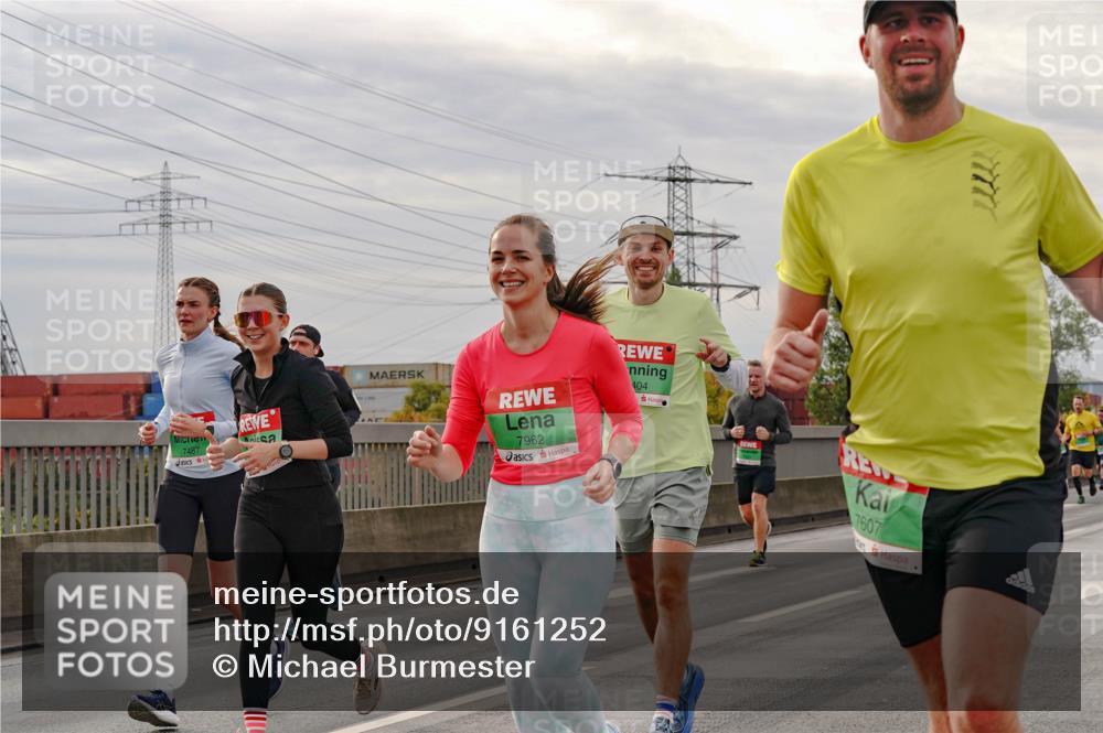 03.10.2025 - Köhlbrandbrückenlauf Michael Burmester http://msf.ph/oto/9161252 03.10.2025 15:58:40 Position 3 7487, 7962, 404, 7607 meine-sportfotos.de