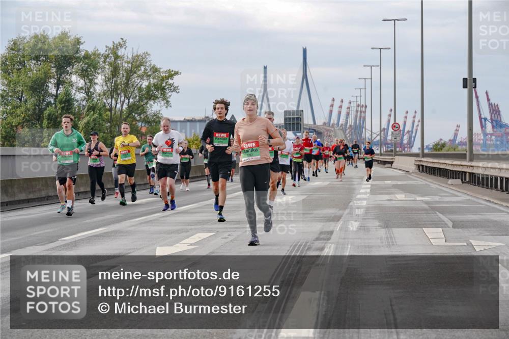 03.10.2025 - Köhlbrandbrückenlauf Michael Burmester http://msf.ph/oto/9161255 03.10.2025 15:58:42 Position 3  meine-sportfotos.de