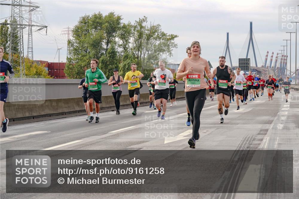 03.10.2025 - Köhlbrandbrückenlauf Michael Burmester http://msf.ph/oto/9161258 03.10.2025 15:58:43 Position 3 7393 meine-sportfotos.de