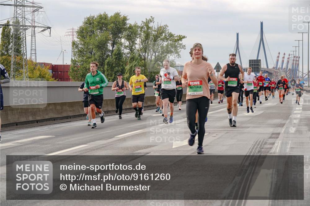03.10.2025 - Köhlbrandbrückenlauf Michael Burmester http://msf.ph/oto/9161260 03.10.2025 15:58:44 Position 3 7393 meine-sportfotos.de