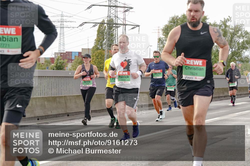 03.10.2025 - Köhlbrandbrückenlauf Michael Burmester http://msf.ph/oto/9161273 03.10.2025 15:58:49 Position 3 7771, 7679, 7633, 7638, 7624 meine-sportfotos.de