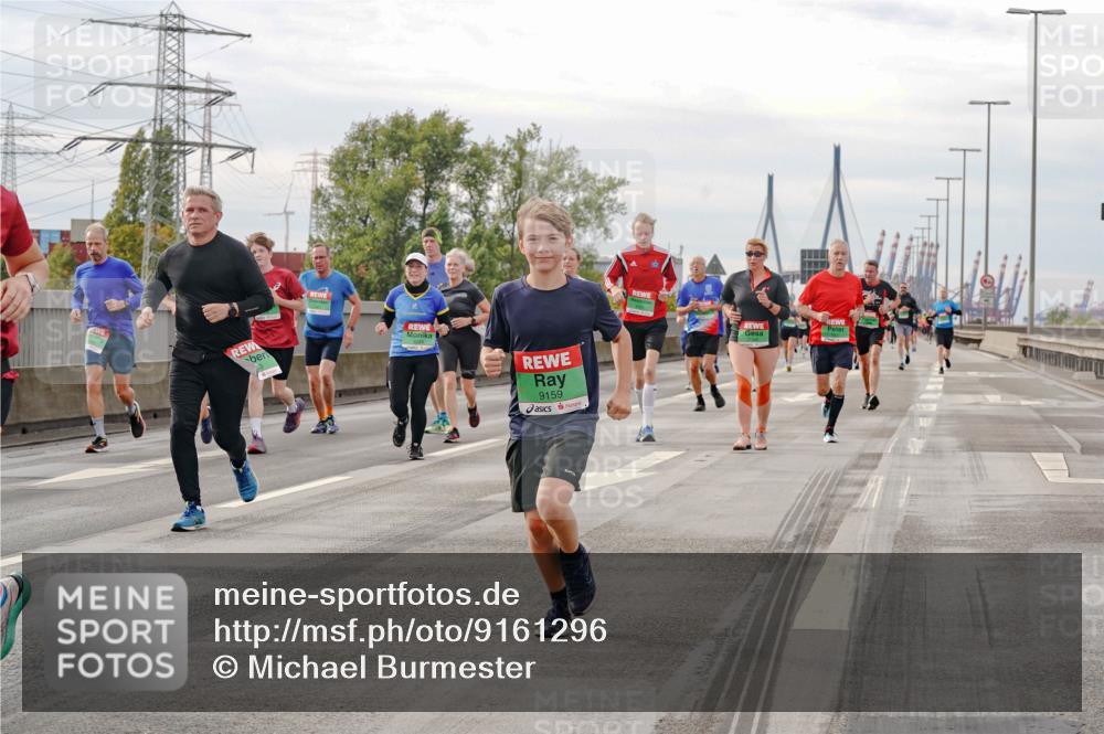 03.10.2025 - Köhlbrandbrückenlauf Michael Burmester http://msf.ph/oto/9161296 03.10.2025 15:58:57 Position 3 9159 meine-sportfotos.de