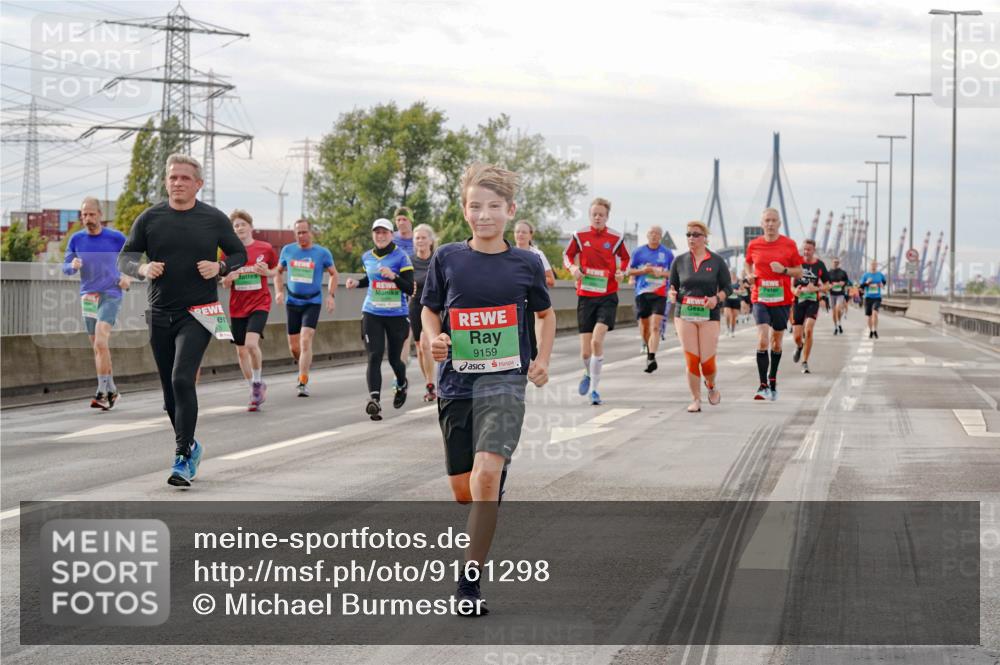 03.10.2025 - Köhlbrandbrückenlauf Michael Burmester http://msf.ph/oto/9161298 03.10.2025 15:58:57 Position 3 9159 meine-sportfotos.de