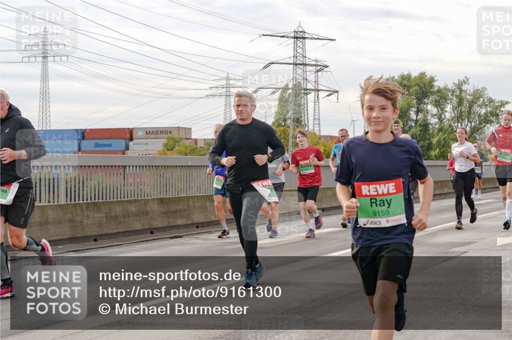 03.10.2025 - Köhlbrandbrückenlauf Michael Burmester http://msf.ph/oto/9161300 03.10.2025 15:58:58 Position 3 9, 9159 meine-sportfotos.de