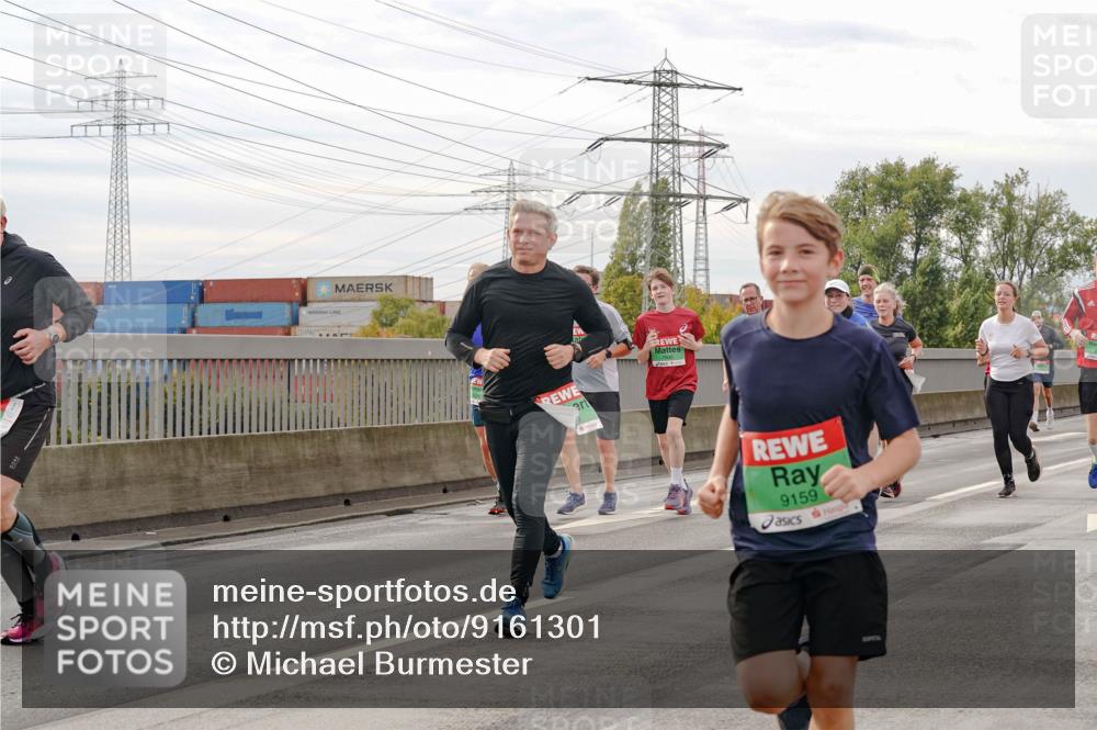 03.10.2025 - Köhlbrandbrückenlauf Michael Burmester http://msf.ph/oto/9161301 03.10.2025 15:58:58 Position 3 9159 meine-sportfotos.de