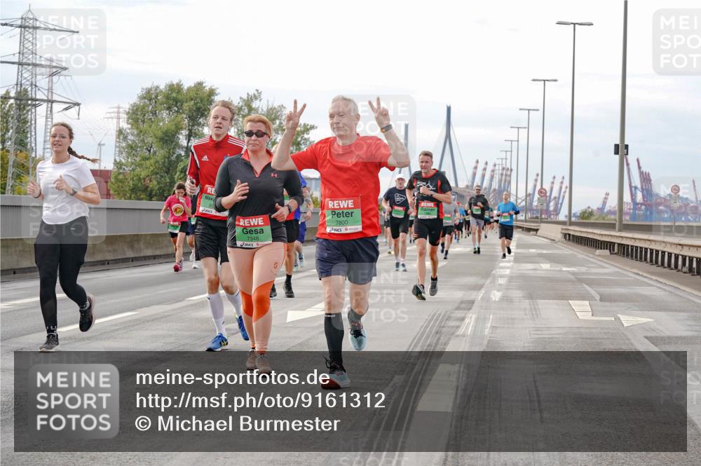 03.10.2025 - Köhlbrandbrückenlauf Michael Burmester http://msf.ph/oto/9161312 03.10.2025 15:59:01 Position 3 7348, 7800 meine-sportfotos.de
