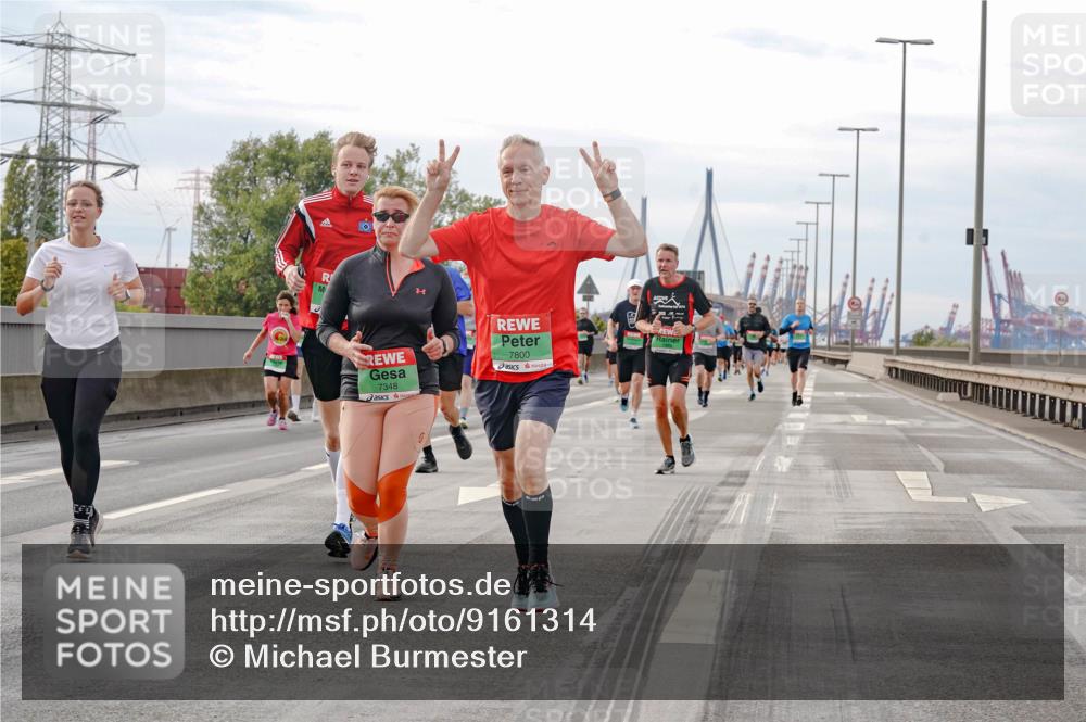 03.10.2025 - Köhlbrandbrückenlauf Michael Burmester http://msf.ph/oto/9161314 03.10.2025 15:59:01 Position 3 7348, 7800 meine-sportfotos.de