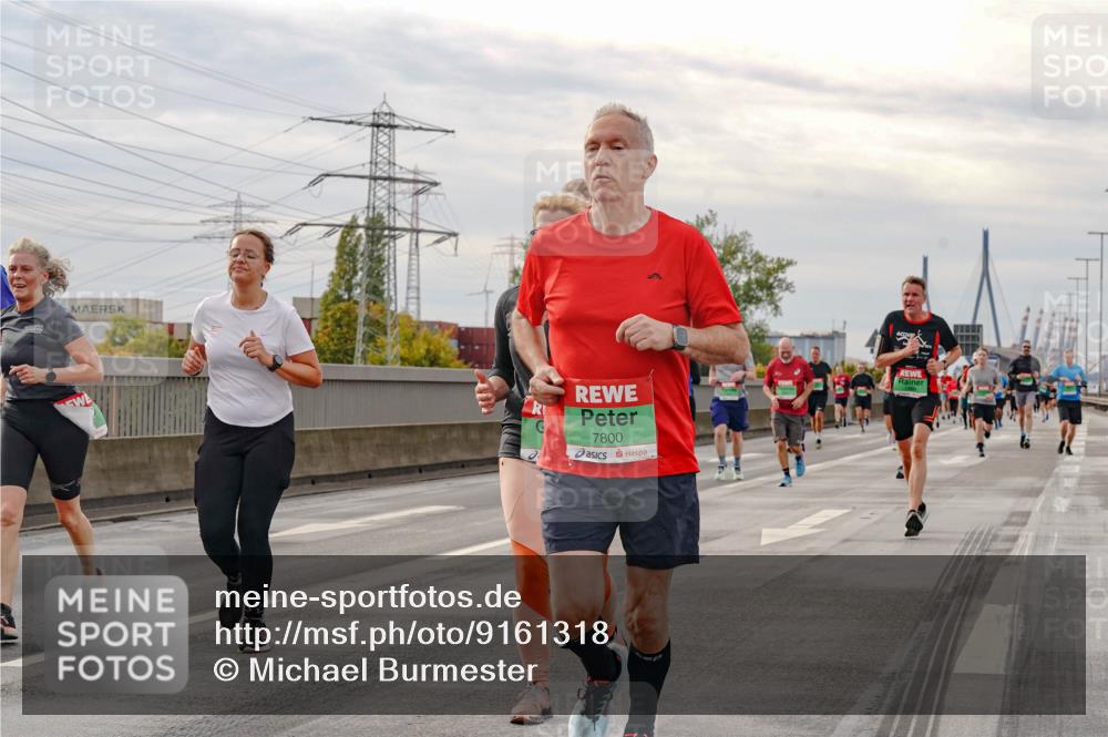 03.10.2025 - Köhlbrandbrückenlauf Michael Burmester http://msf.ph/oto/9161318 03.10.2025 15:59:02 Position 3 7800 meine-sportfotos.de