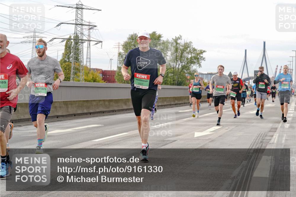 03.10.2025 - Köhlbrandbrückenlauf Michael Burmester http://msf.ph/oto/9161330 03.10.2025 15:59:08 Position 3 7667, 9307 meine-sportfotos.de