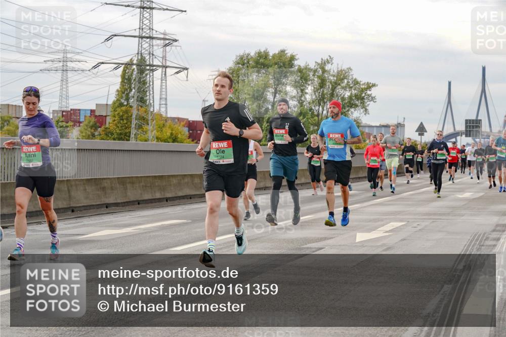 03.10.2025 - Köhlbrandbrückenlauf Michael Burmester http://msf.ph/oto/9161359 03.10.2025 15:59:17 Position 3 7482, 232, 9774 meine-sportfotos.de