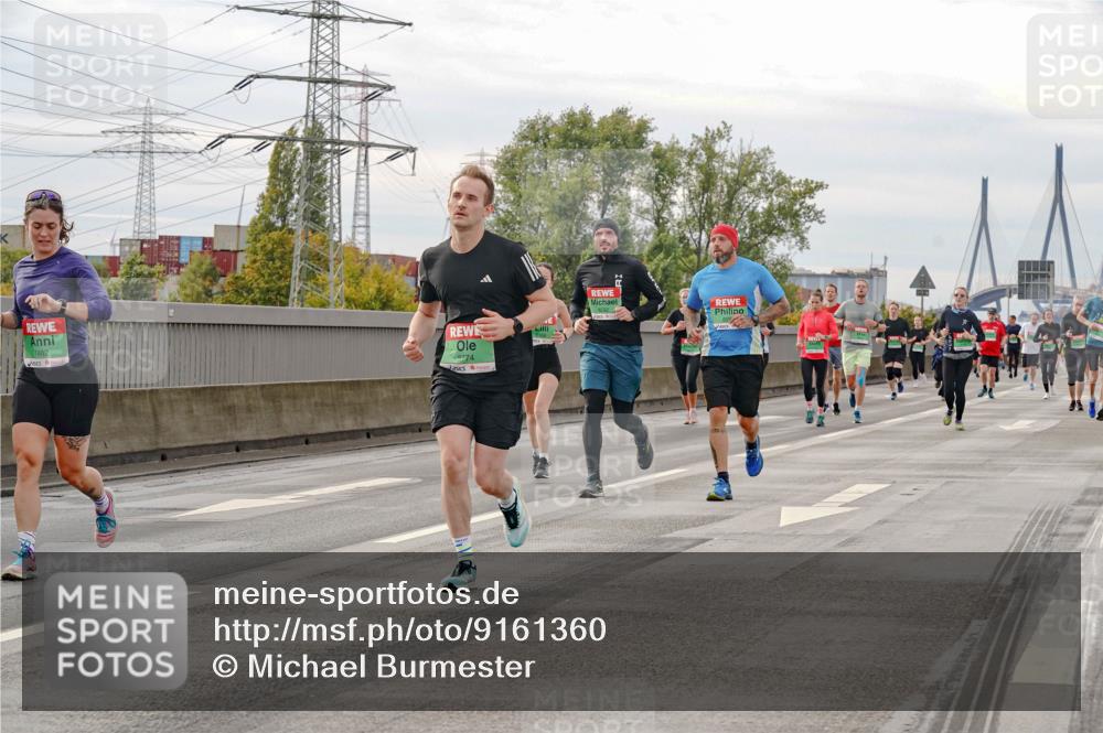 03.10.2025 - Köhlbrandbrückenlauf Michael Burmester http://msf.ph/oto/9161360 03.10.2025 15:59:17 Position 3 7482, 9774, 8292 meine-sportfotos.de