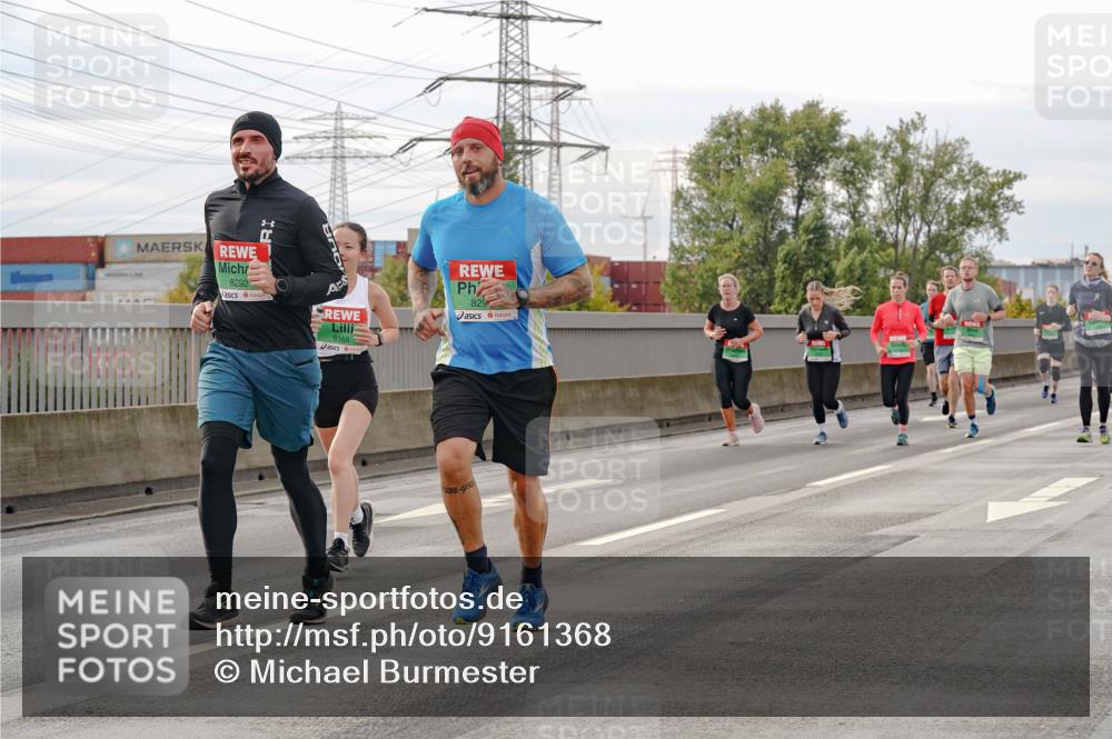 03.10.2025 - Köhlbrandbrückenlauf Michael Burmester http://msf.ph/oto/9161368 03.10.2025 15:59:20 Position 3 8292, 8168, 829, 915 meine-sportfotos.de