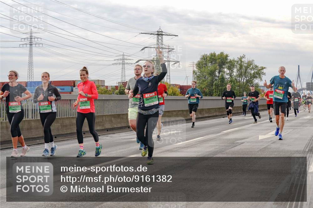 03.10.2025 - Köhlbrandbrückenlauf Michael Burmester http://msf.ph/oto/9161382 03.10.2025 15:59:26 Position 3 8766, 7775 meine-sportfotos.de