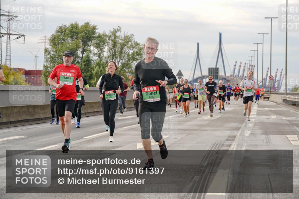 03.10.2025 - Köhlbrandbrückenlauf Michael Burmester http://msf.ph/oto/9161397 03.10.2025 15:59:31 Position 3 9198, 9482 meine-sportfotos.de