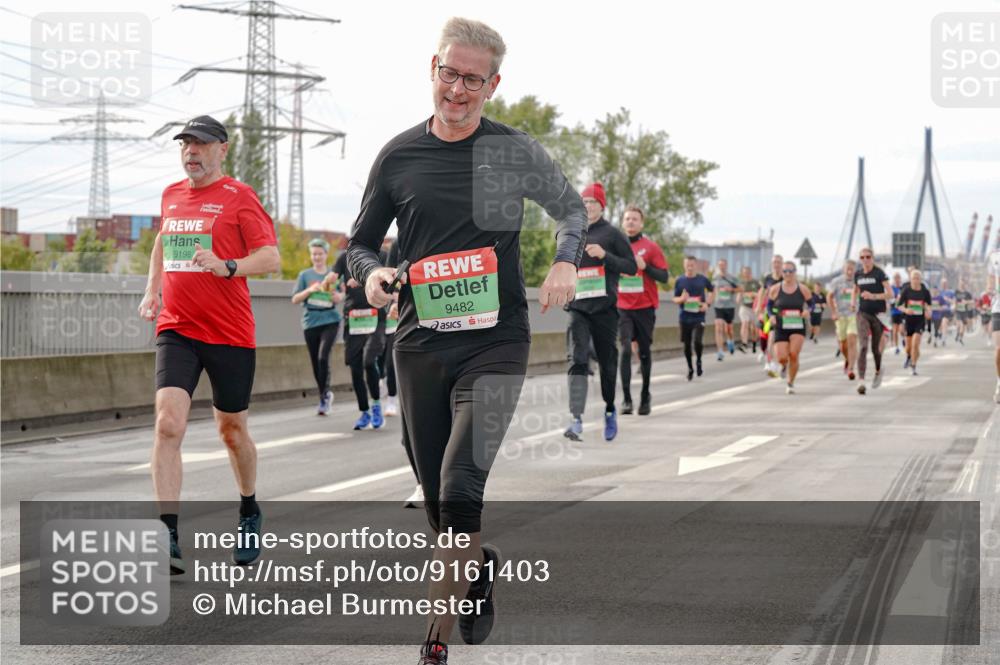 03.10.2025 - Köhlbrandbrückenlauf Michael Burmester http://msf.ph/oto/9161403 03.10.2025 15:59:33 Position 3 9198, 9482 meine-sportfotos.de