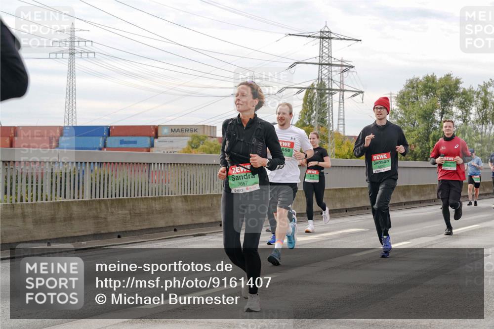 03.10.2025 - Köhlbrandbrückenlauf Michael Burmester http://msf.ph/oto/9161407 03.10.2025 15:59:34 Position 3 7657, 8529 meine-sportfotos.de
