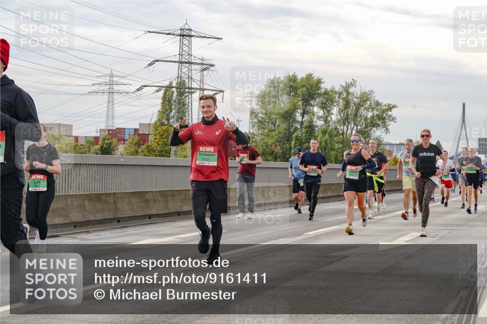03.10.2025 - Köhlbrandbrückenlauf Michael Burmester http://msf.ph/oto/9161411 03.10.2025 15:59:36 Position 3 9131 meine-sportfotos.de
